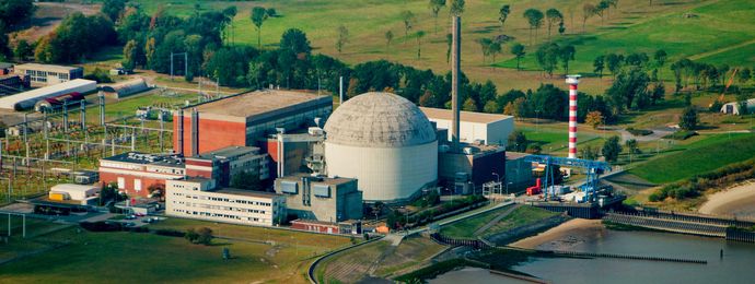 Luftbild vom Atomkraftwerk Stade an der Elbe